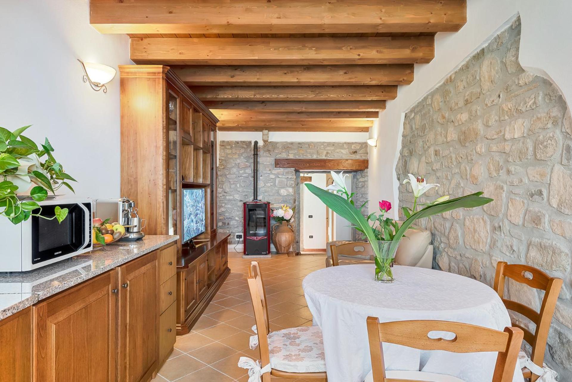 Vivi Luxury Country House Comano  Exteriör bild